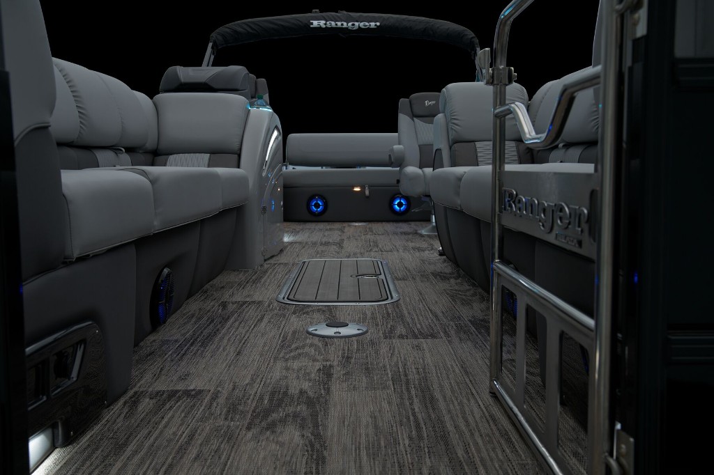 Ranger 2500LS | LS Series 27ft. 5in. Luxury Pontoon