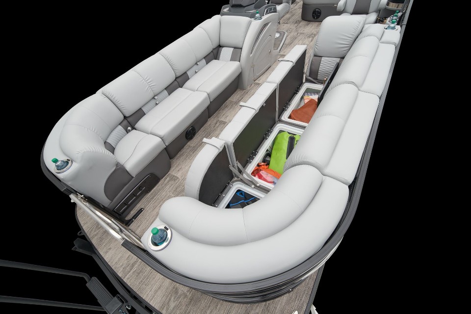 Ranger 2500LS | LS Series 27ft. 5in. Luxury Pontoon